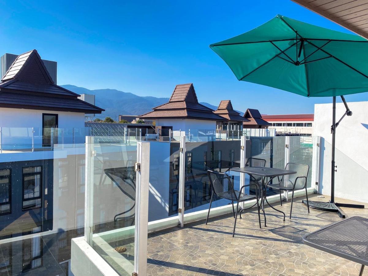 De Luxe Boutique & Rooftop Chiang Mai Luaran gambar